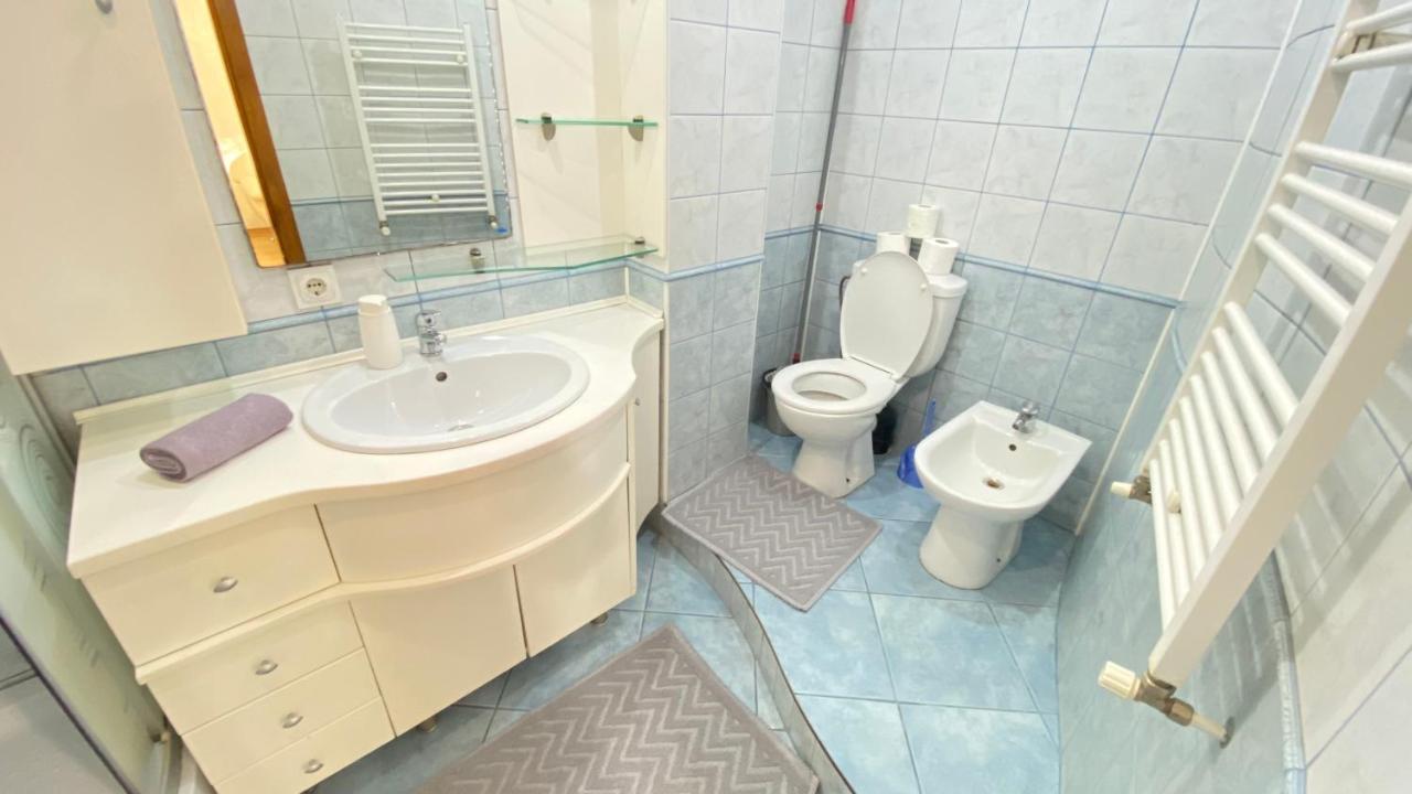 צ'יסינאו Ultracentral Apartment Puskin Street מראה חיצוני תמונה