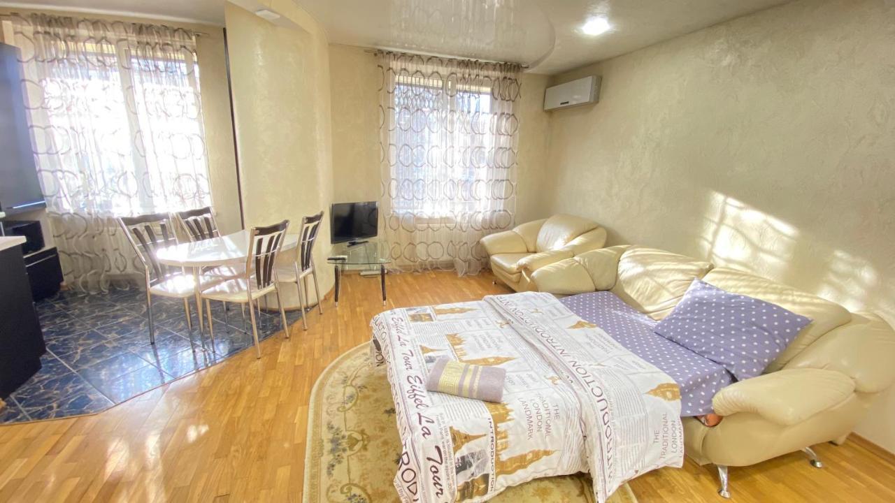 צ'יסינאו Ultracentral Apartment Puskin Street מראה חיצוני תמונה
